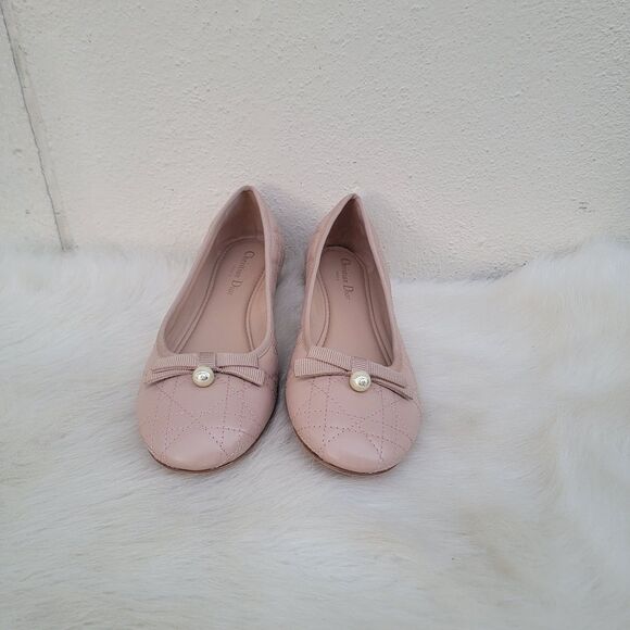 christian dior quilted tan  leather pearl bow ballet flats  Eur sz 40 Preppy - Picture 1 of 9